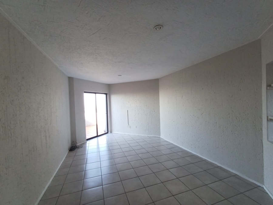 4 Bedroom Property for Sale in Helderkruin View Gauteng