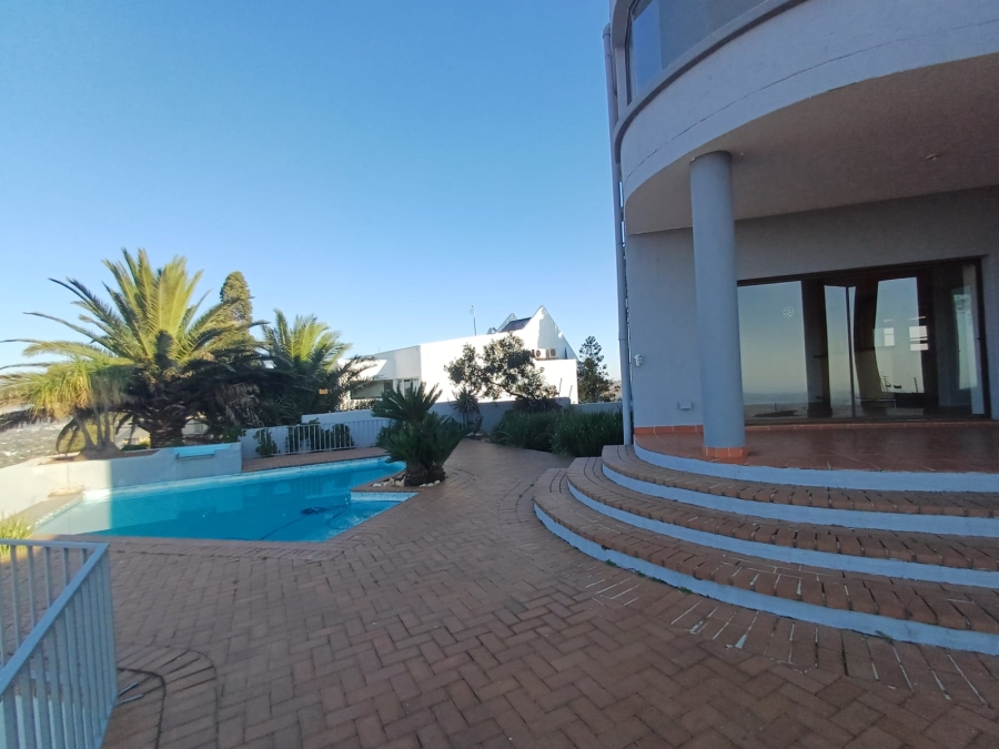4 Bedroom Property for Sale in Helderkruin View Gauteng
