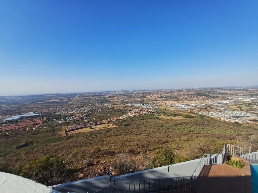 4 Bedroom Property for Sale in Helderkruin View Gauteng