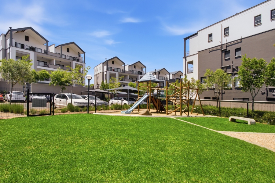 To Let 3 Bedroom Property for Rent in Waterfall Gauteng