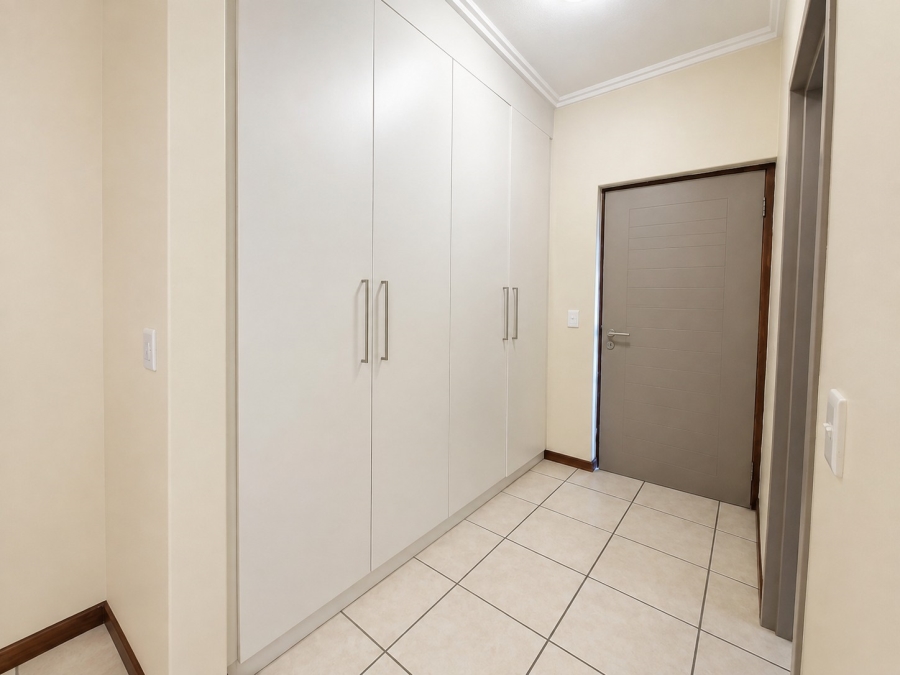 To Let 1 Bedroom Property for Rent in Beverley Gauteng