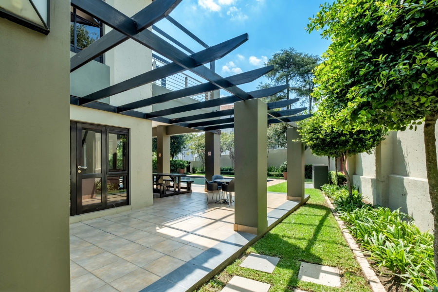 To Let 1 Bedroom Property for Rent in Beverley Gauteng
