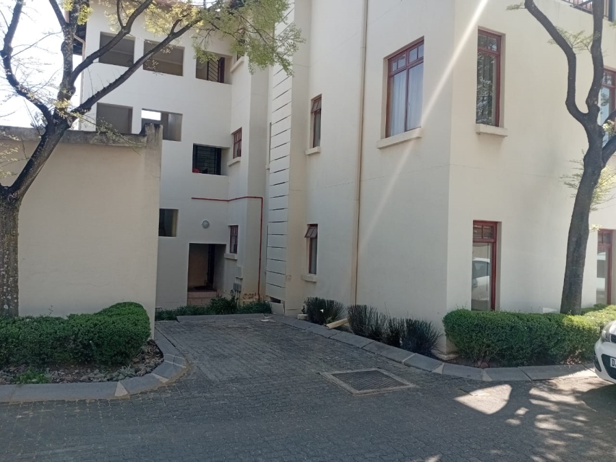 To Let 2 Bedroom Property for Rent in Paulshof Gauteng