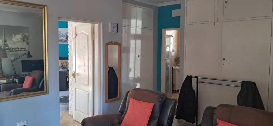 1 Bedroom Property for Sale in Helderkruin Gauteng