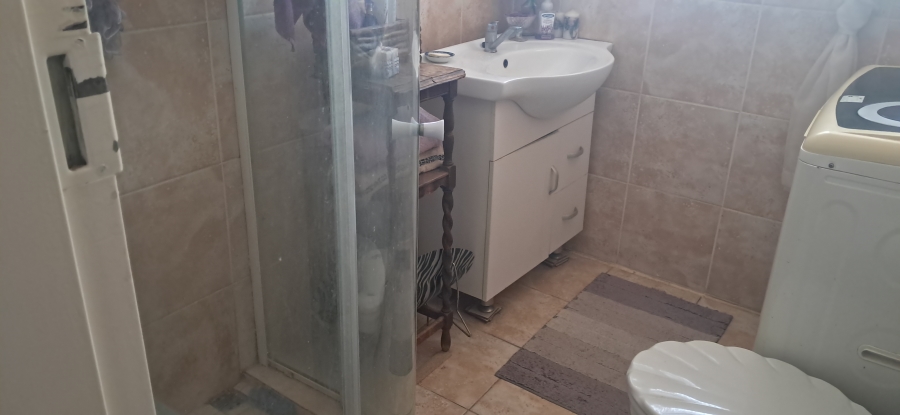 1 Bedroom Property for Sale in Helderkruin Gauteng