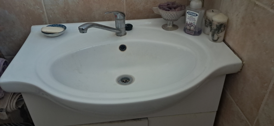 1 Bedroom Property for Sale in Helderkruin Gauteng