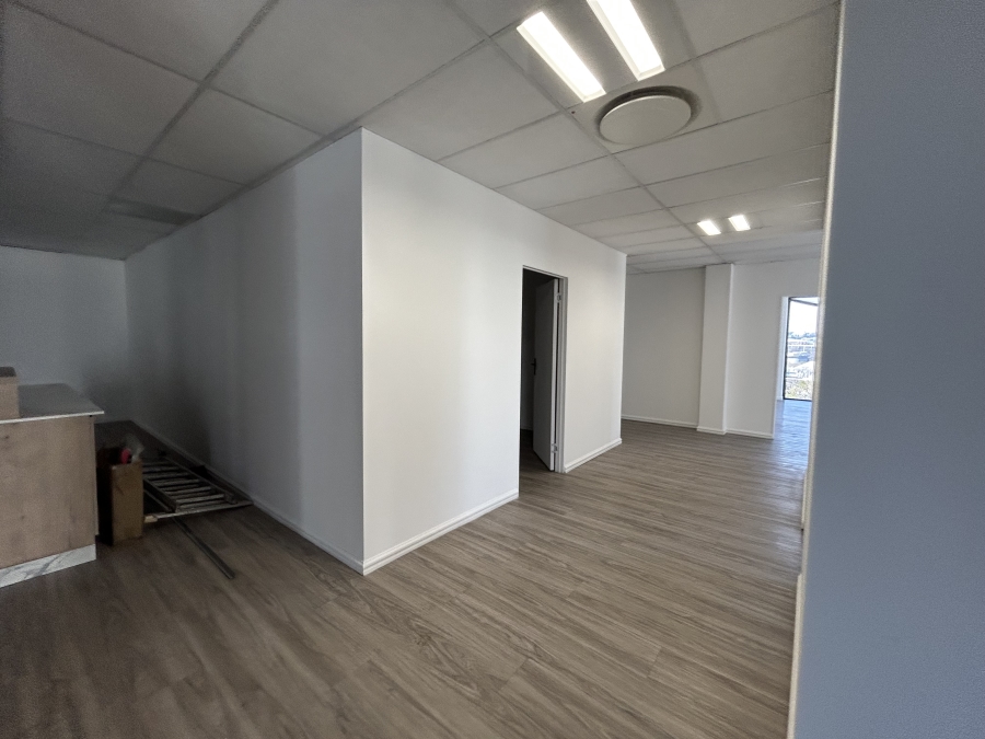 To Let Commercial Property for Rent in Vorna Valley Gauteng