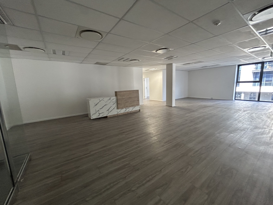 To Let Commercial Property for Rent in Vorna Valley Gauteng