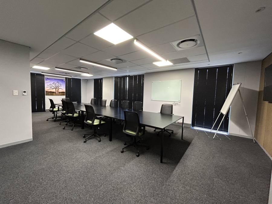 To Let Commercial Property for Rent in Vorna Valley Gauteng