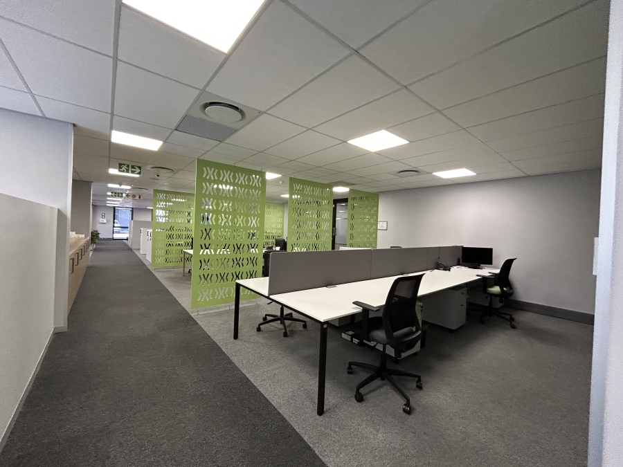 To Let Commercial Property for Rent in Vorna Valley Gauteng