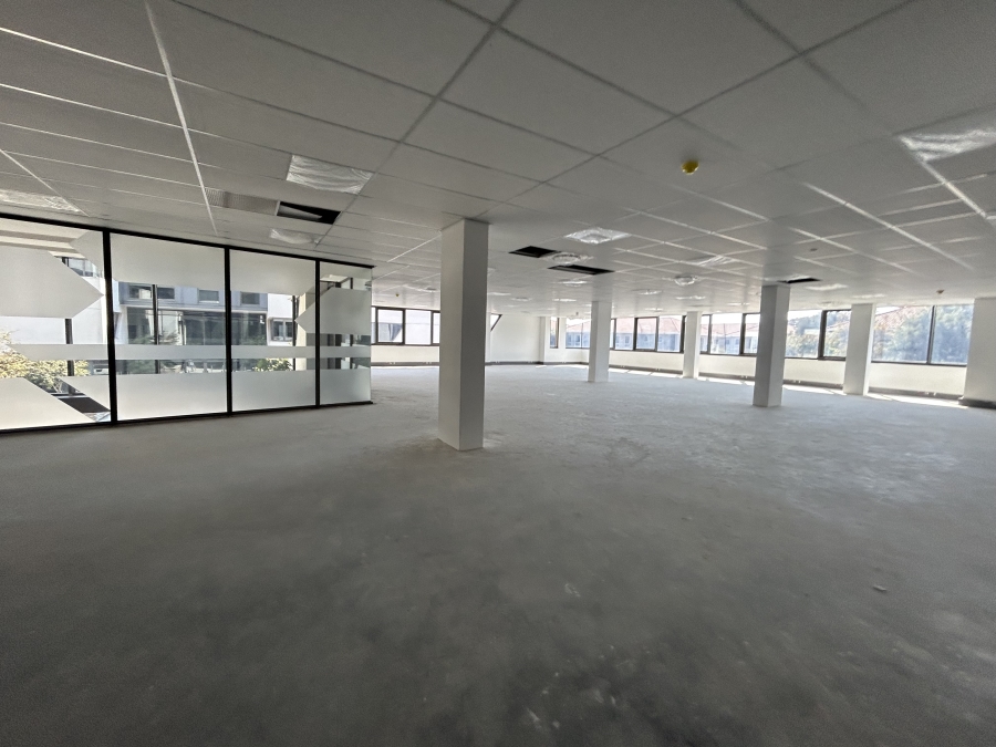 To Let Commercial Property for Rent in Vorna Valley Gauteng