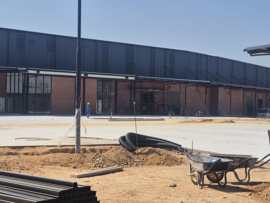 To Let Commercial Property for Rent in Gosforth Park Gauteng