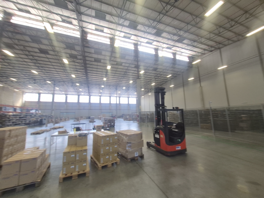 To Let Commercial Property for Rent in Gosforth Park Gauteng
