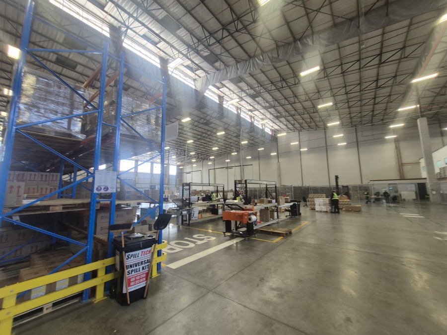 To Let Commercial Property for Rent in Gosforth Park Gauteng