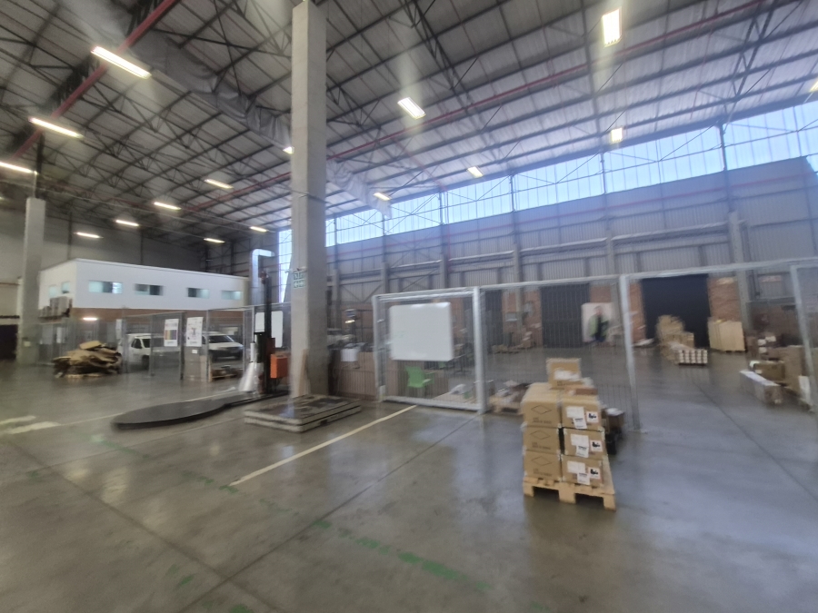 To Let Commercial Property for Rent in Gosforth Park Gauteng