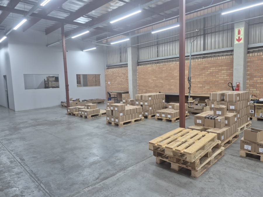 To Let Commercial Property for Rent in Gosforth Park Gauteng