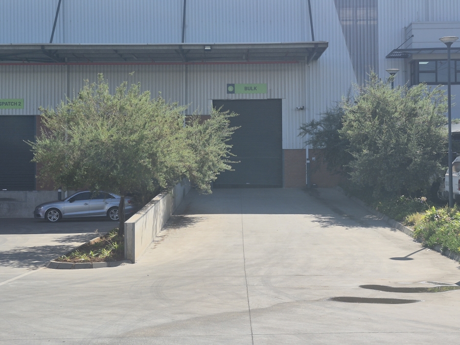 To Let Commercial Property for Rent in Gosforth Park Gauteng