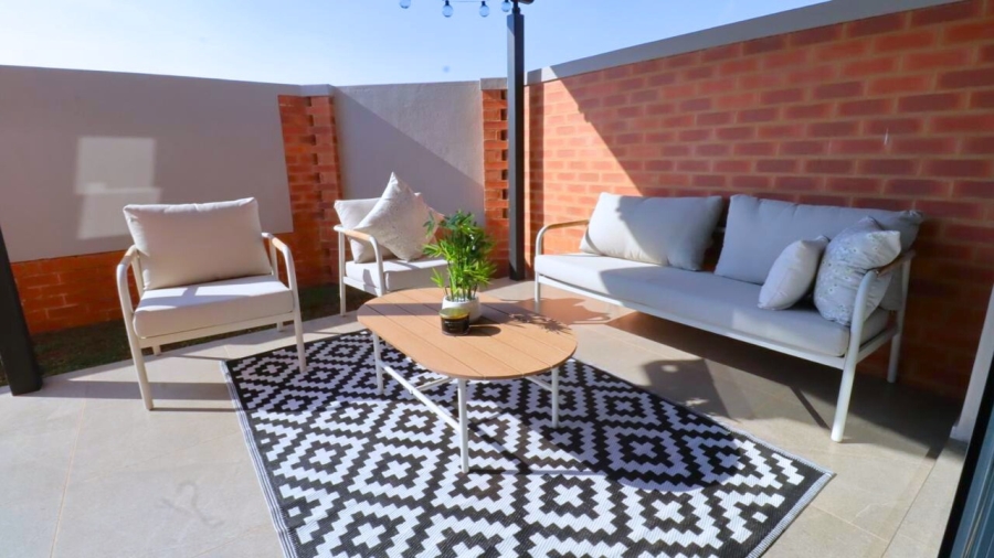 4 Bedroom Property for Sale in Equestria Gauteng