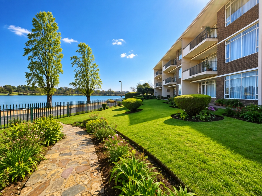 2 Bedroom Property for Sale in Florida Lake Gauteng
