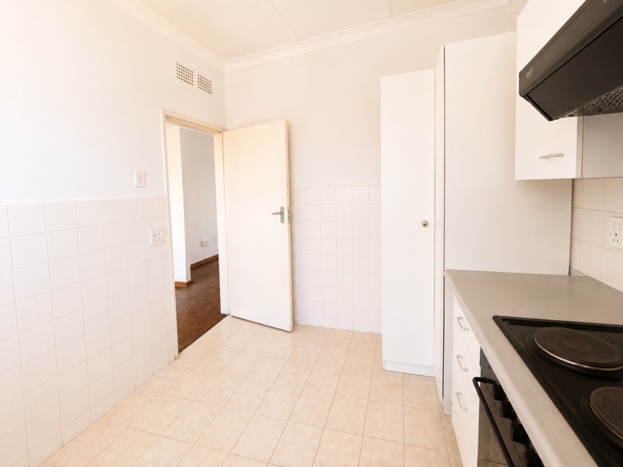 2 Bedroom Property for Sale in Florida Lake Gauteng