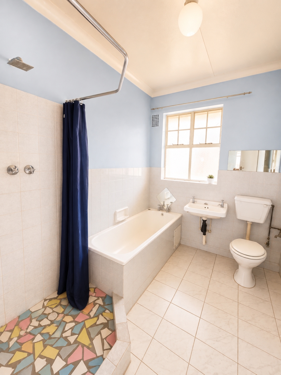2 Bedroom Property for Sale in Florida Lake Gauteng