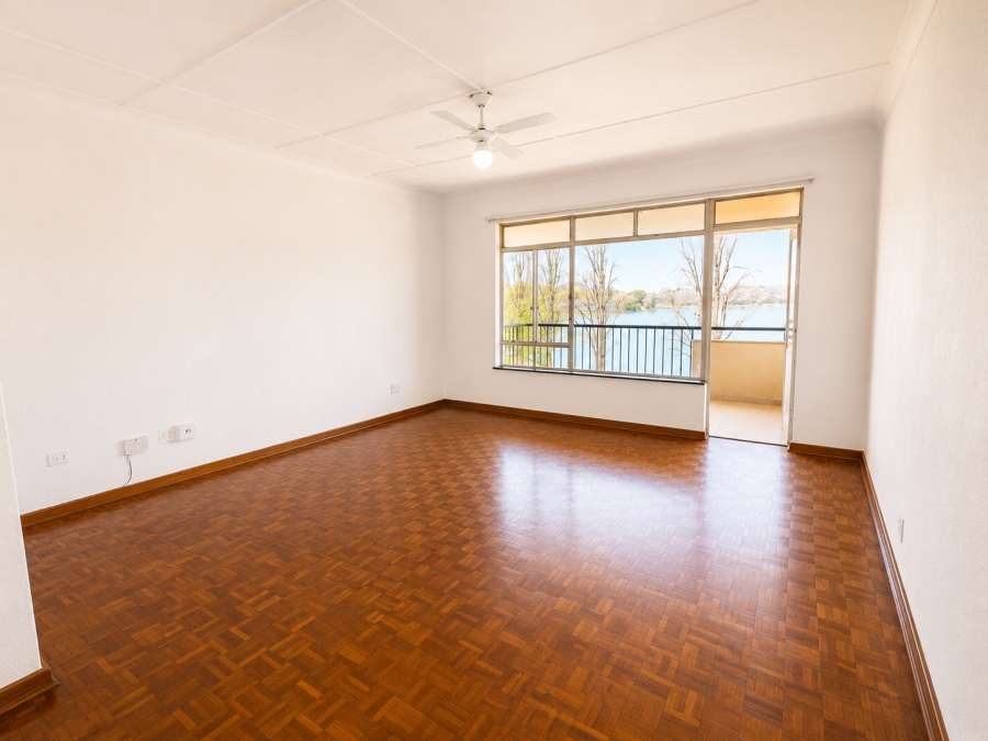 2 Bedroom Property for Sale in Florida Lake Gauteng