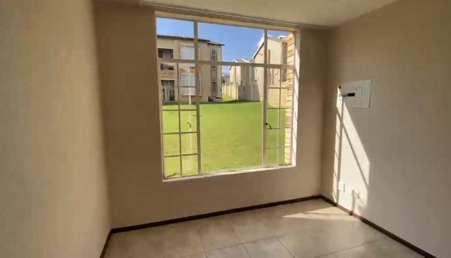 To Let 2 Bedroom Property for Rent in Laser Park Gauteng