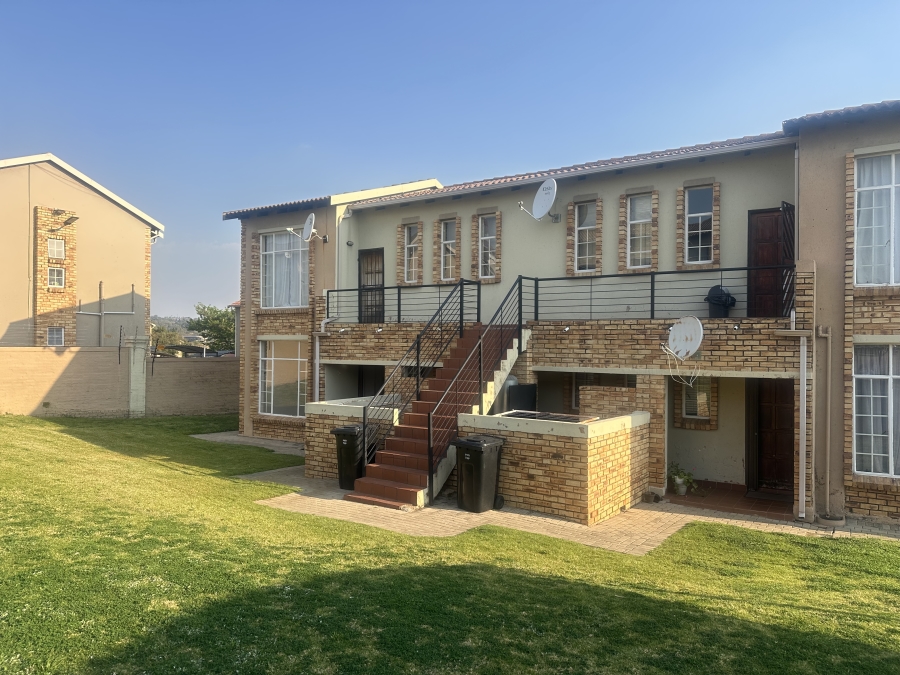 To Let 2 Bedroom Property for Rent in Laser Park Gauteng