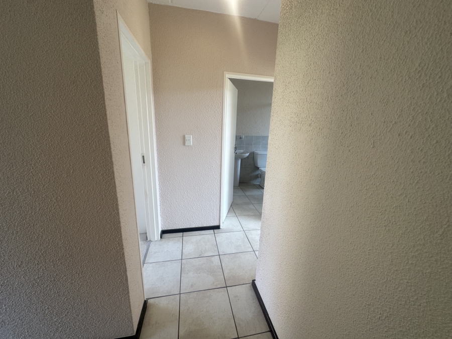 To Let 2 Bedroom Property for Rent in Laser Park Gauteng