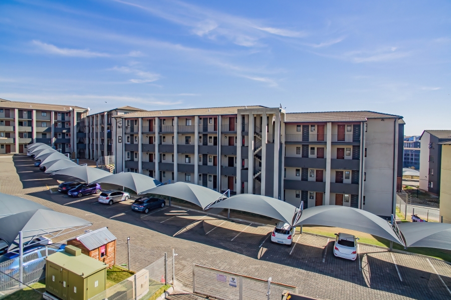 2 Bedroom Property for Sale in Fleurhof Gauteng