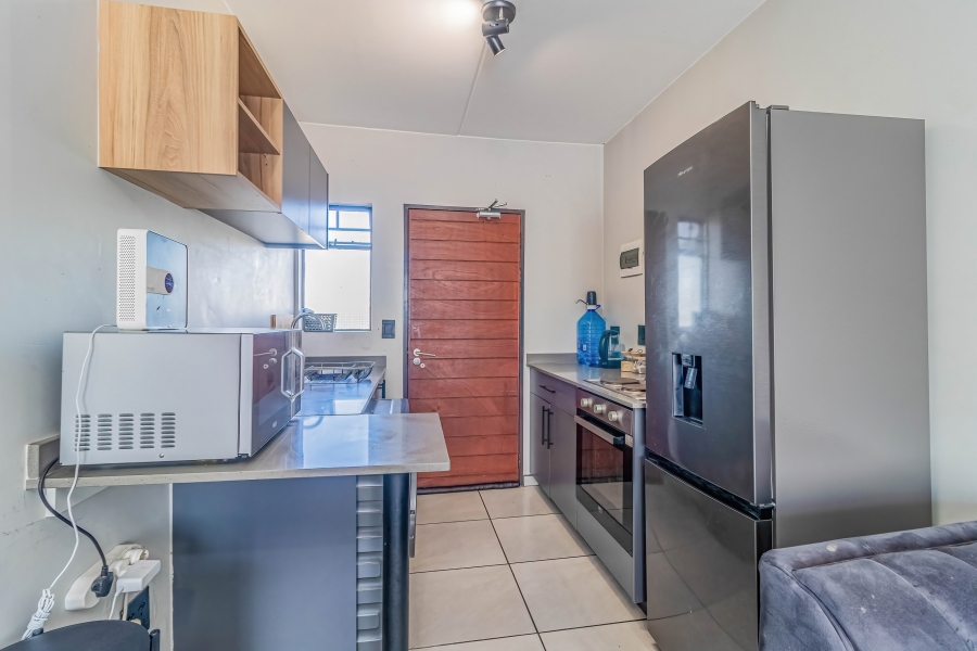 2 Bedroom Property for Sale in Fleurhof Gauteng