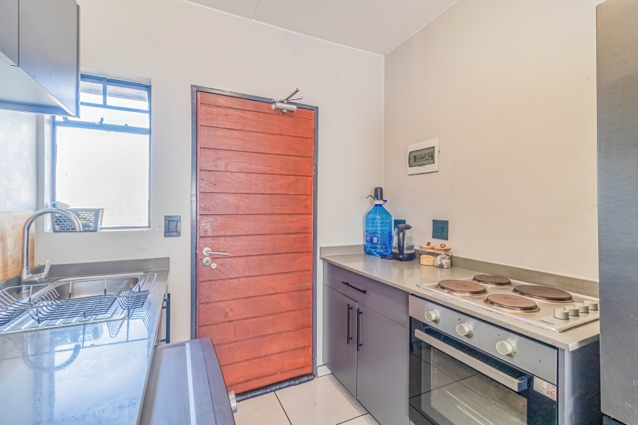 2 Bedroom Property for Sale in Fleurhof Gauteng