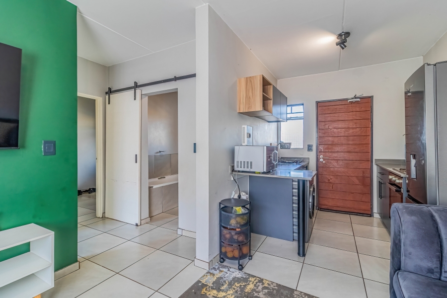 2 Bedroom Property for Sale in Fleurhof Gauteng