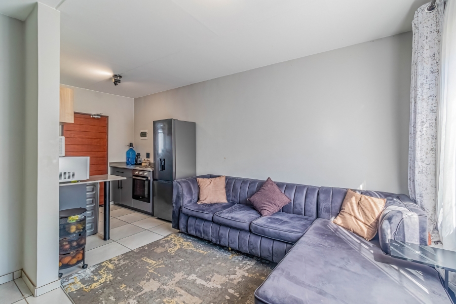 2 Bedroom Property for Sale in Fleurhof Gauteng