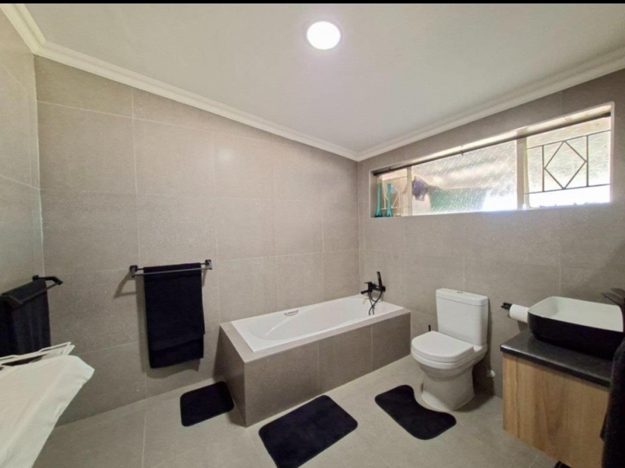 3 Bedroom Property for Sale in Meyerton Central Gauteng