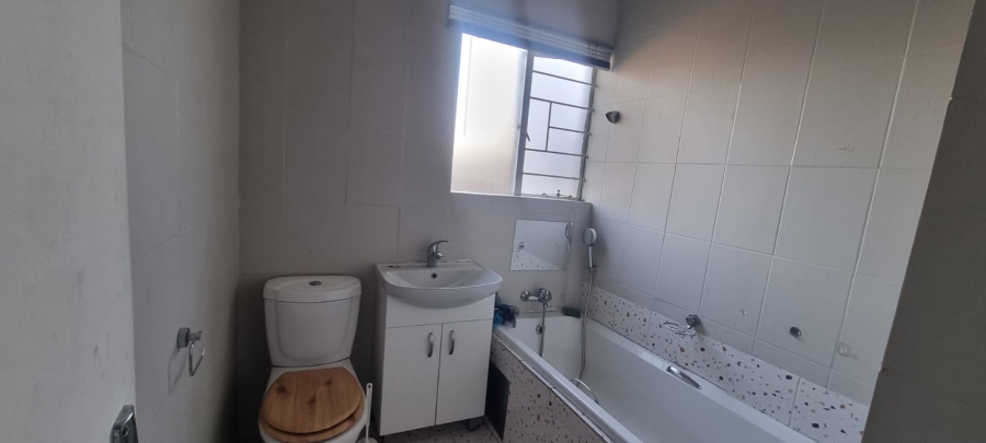 To Let 2 Bedroom Property for Rent in Parkrand Gauteng