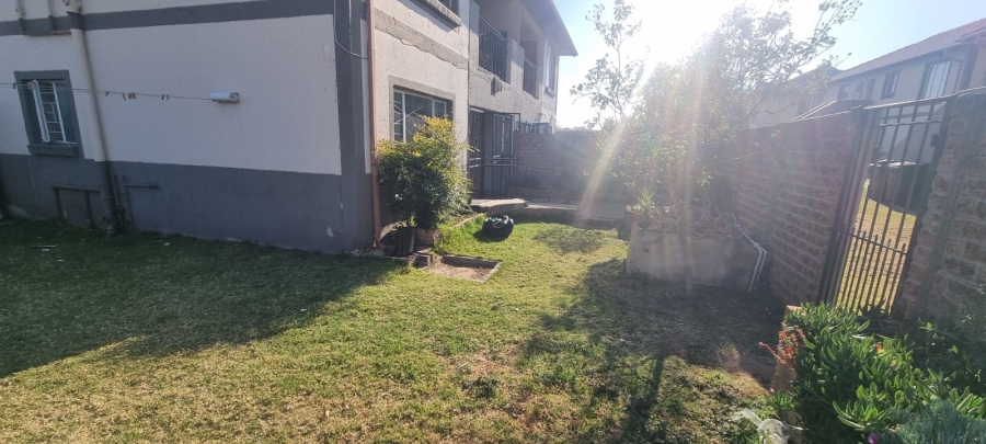 To Let 2 Bedroom Property for Rent in Parkrand Gauteng