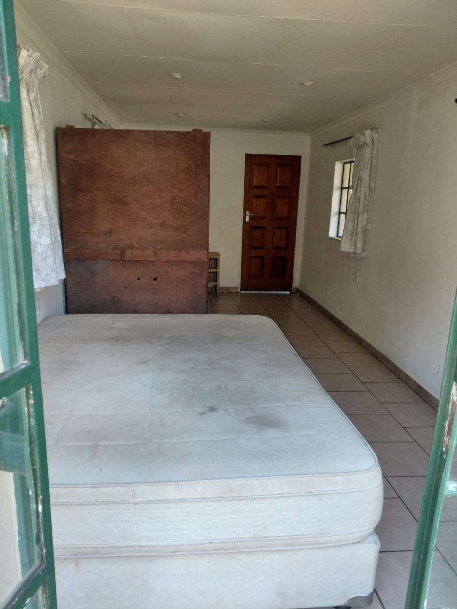 To Let 1 Bedroom Property for Rent in Glen Austin Gauteng
