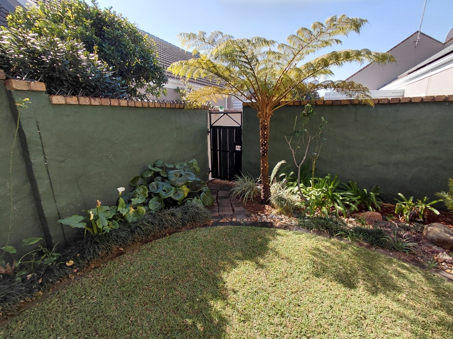 2 Bedroom Property for Sale in Willow Park Manor Gauteng
