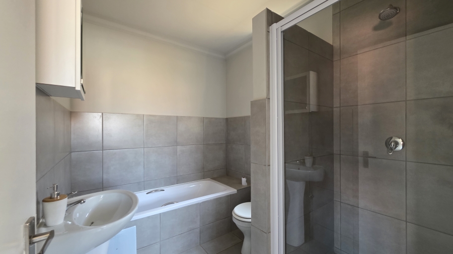 4 Bedroom Property for Sale in Willow Park Manor Gauteng