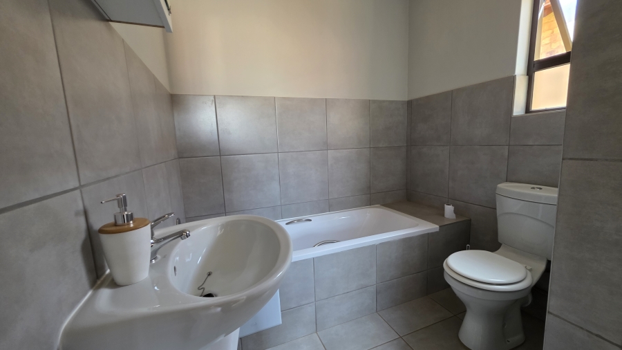 4 Bedroom Property for Sale in Willow Park Manor Gauteng