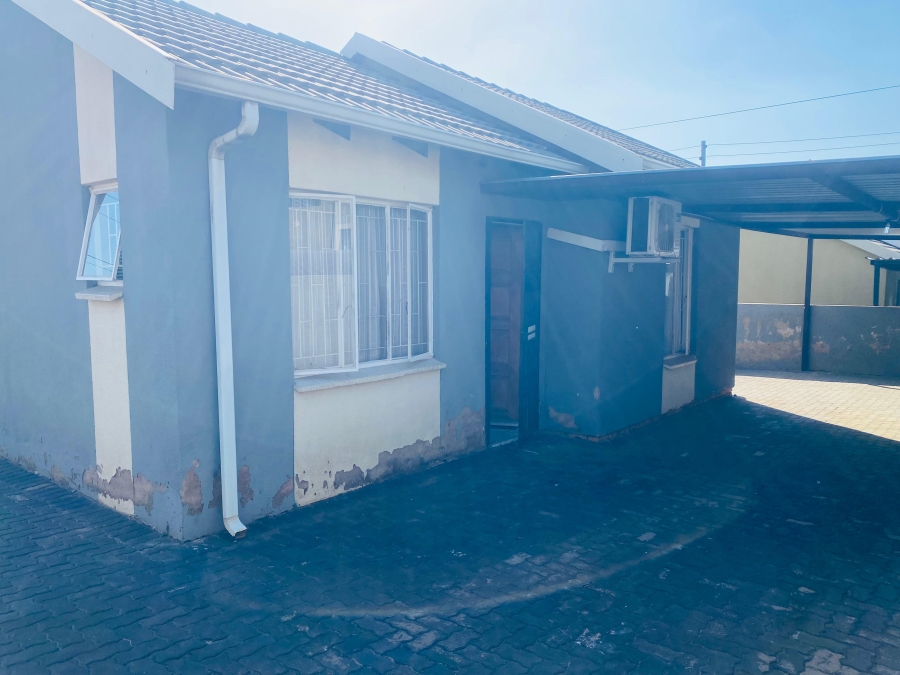 2 Bedroom Property for Sale in Gem Valley Gauteng