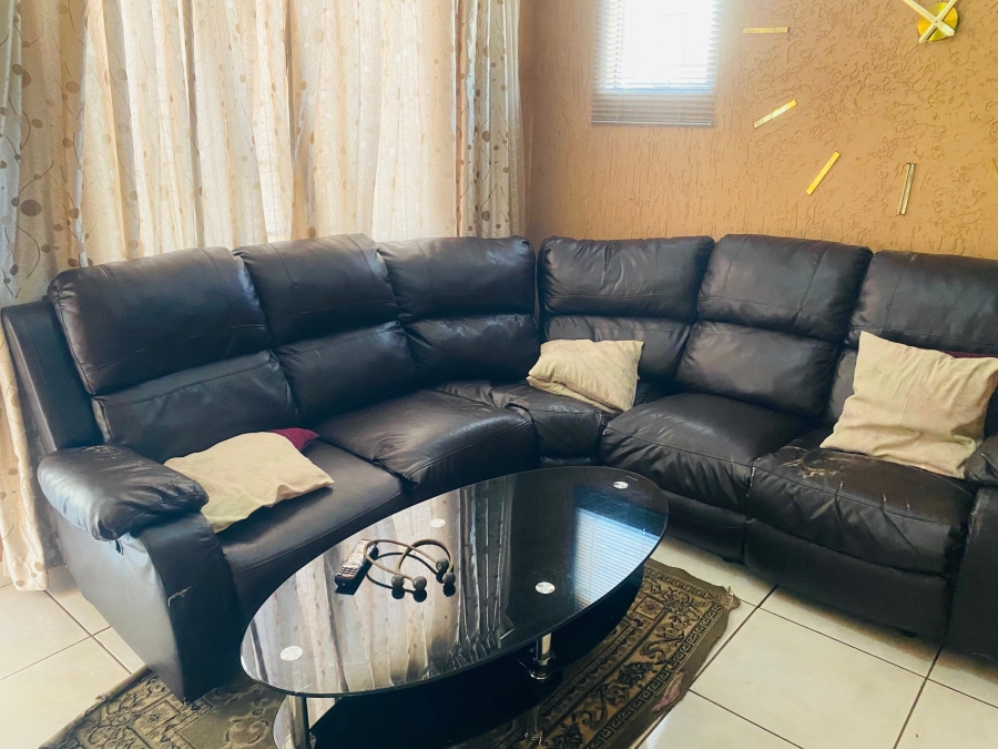 2 Bedroom Property for Sale in Gem Valley Gauteng