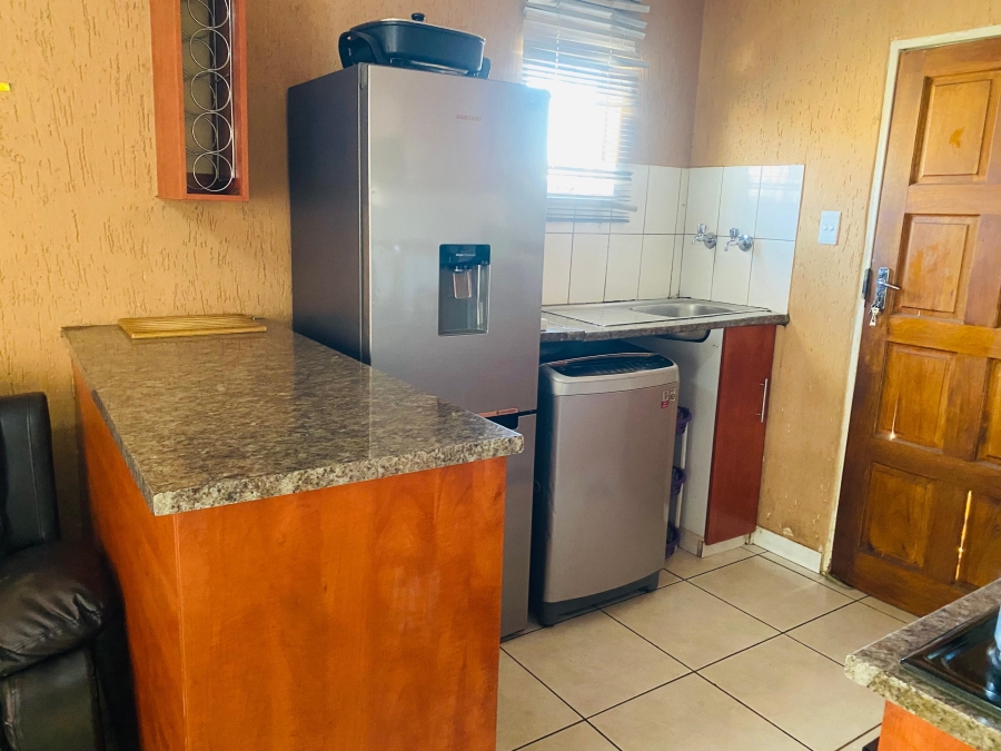 2 Bedroom Property for Sale in Gem Valley Gauteng