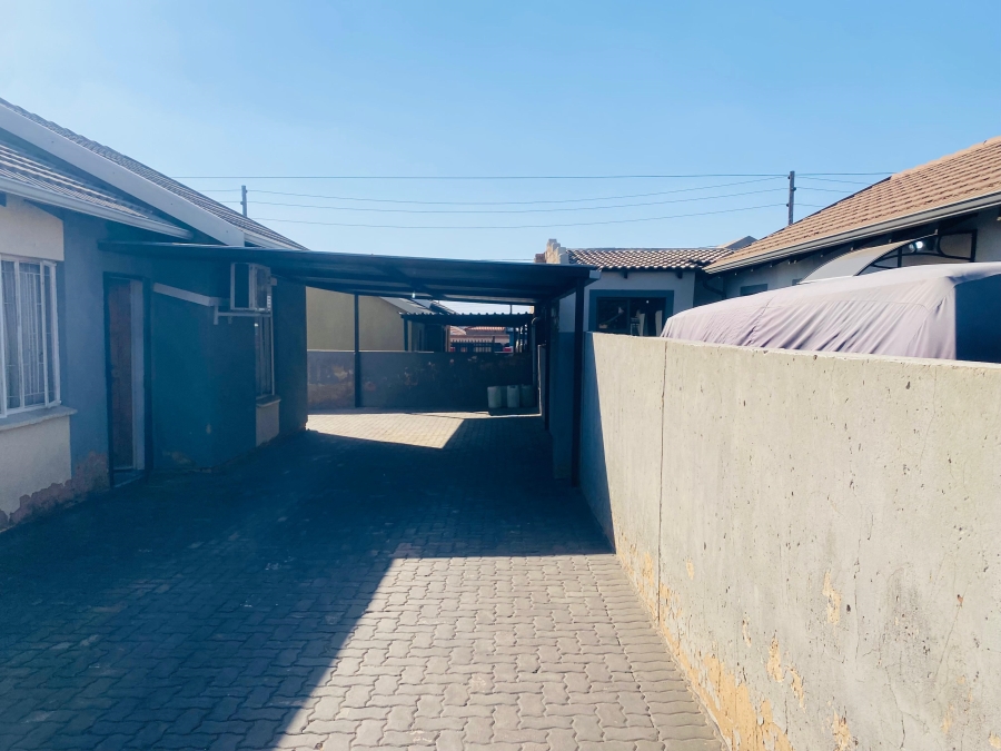 2 Bedroom Property for Sale in Gem Valley Gauteng