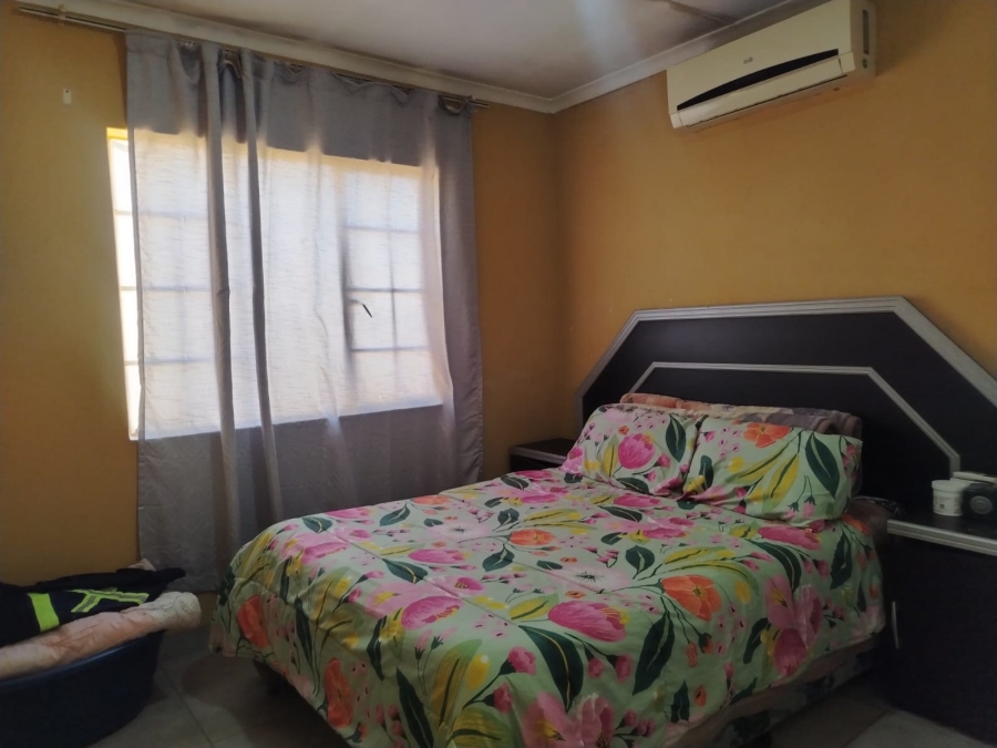 2 Bedroom Property for Sale in Leondale Gauteng