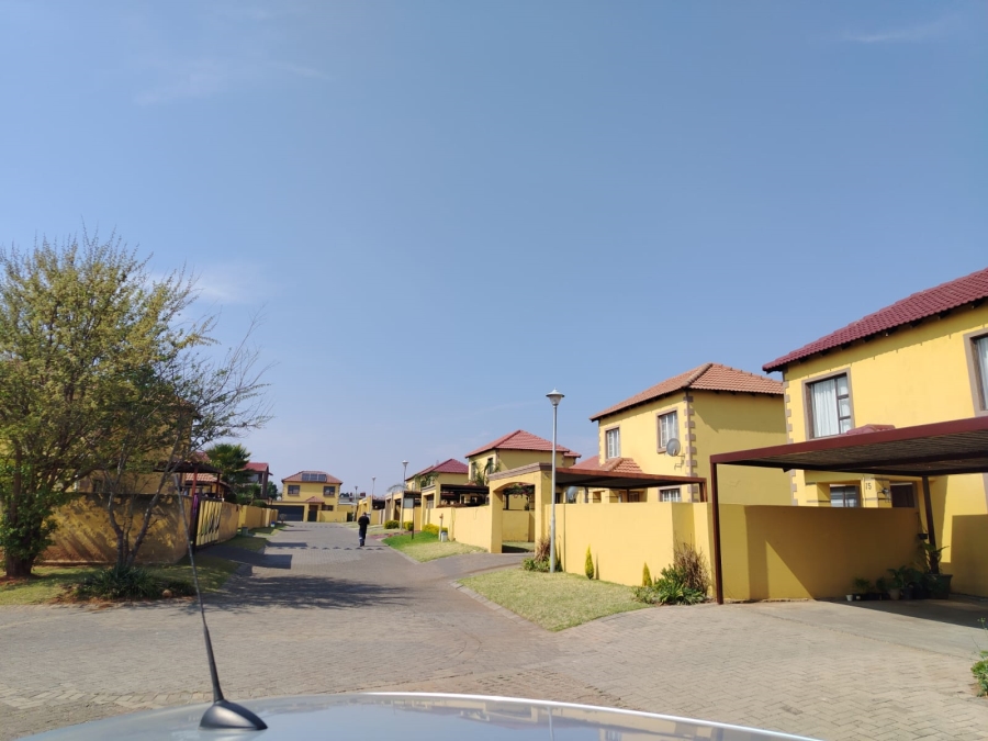 2 Bedroom Property for Sale in Leondale Gauteng