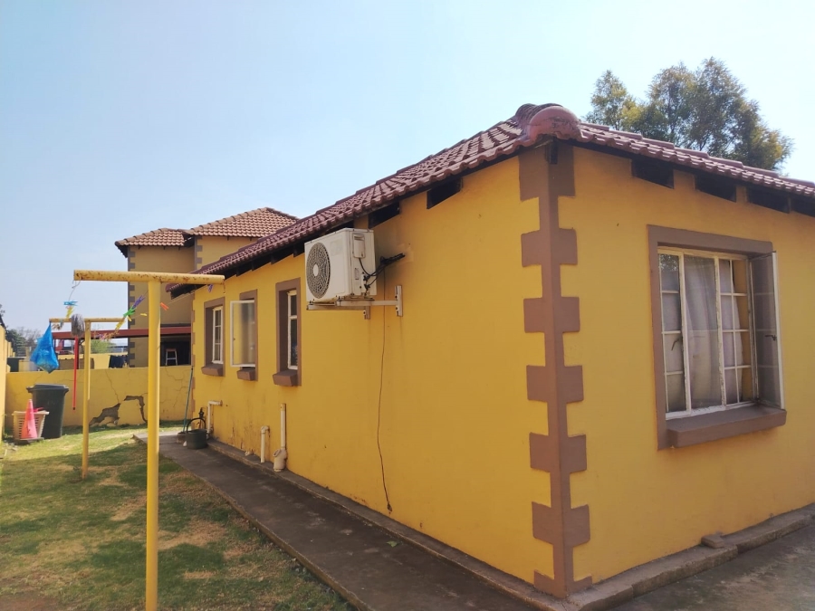 2 Bedroom Property for Sale in Leondale Gauteng