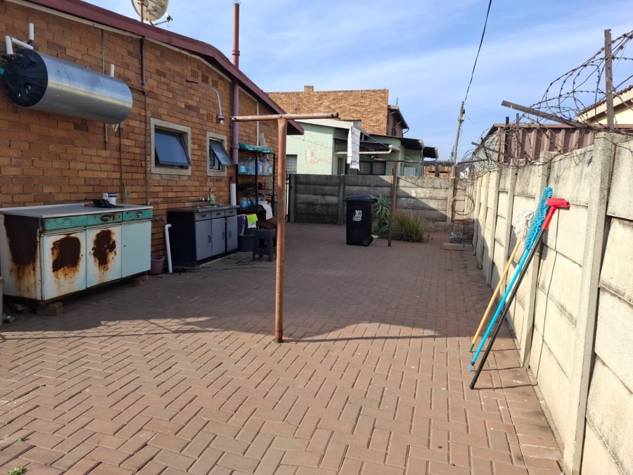 3 Bedroom Property for Sale in Actonville Gauteng