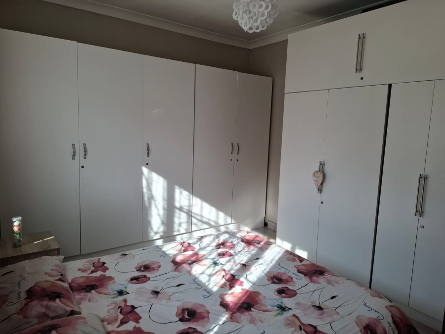 3 Bedroom Property for Sale in Actonville Gauteng